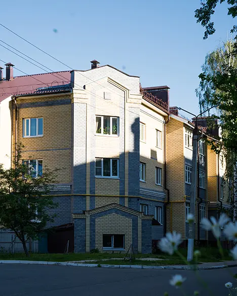 Остекление жилого дома по улице Гастелло